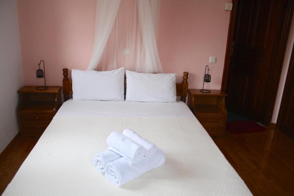 포르테리아 Elatos Country House B&B 외부 사진
