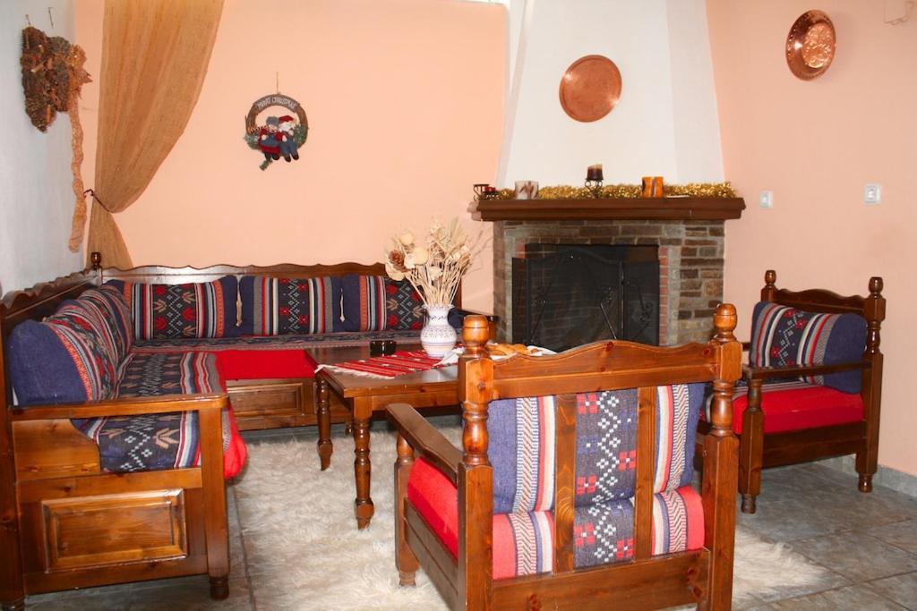 포르테리아 Elatos Country House B&B 외부 사진